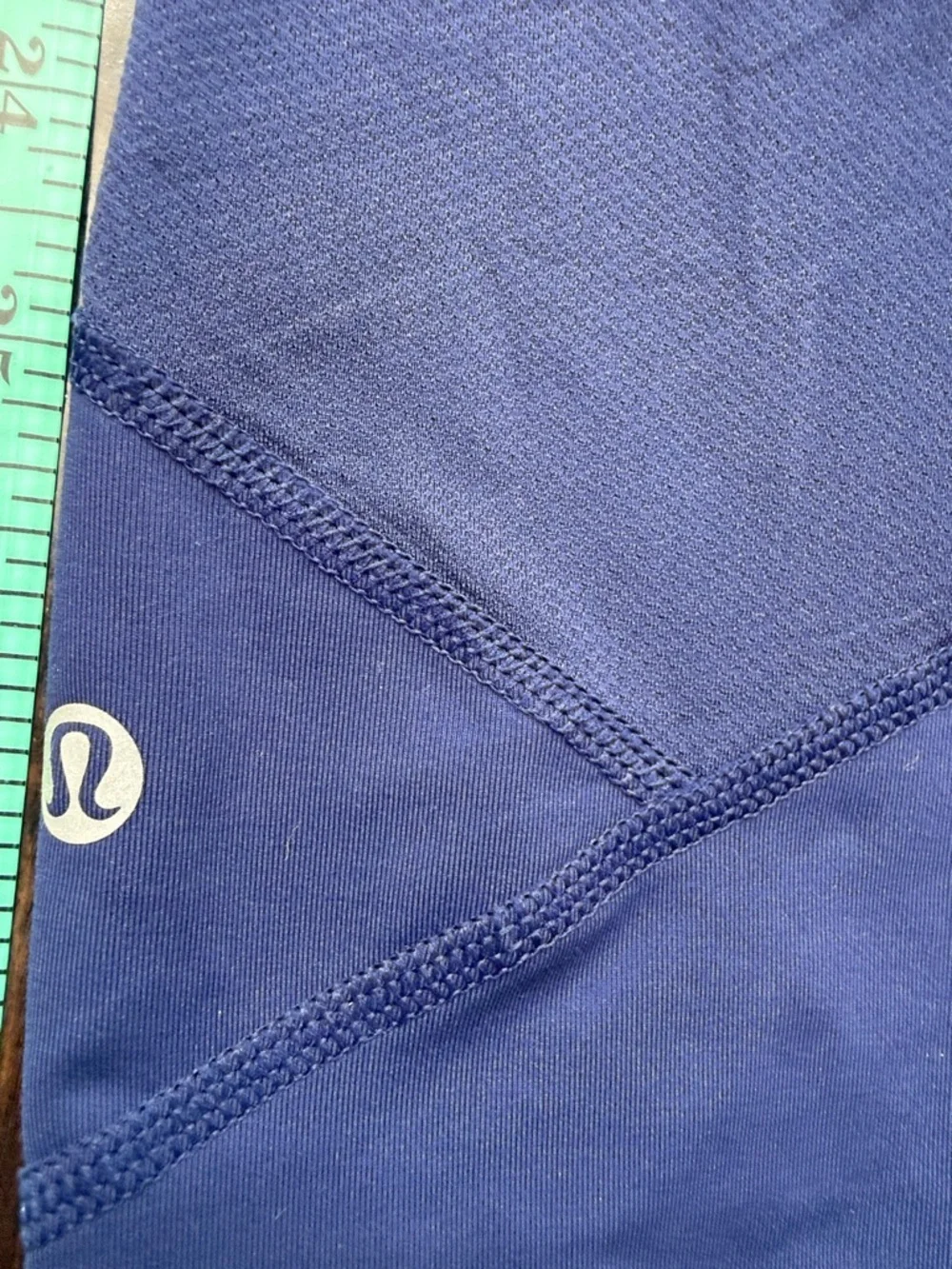 Lululemon Fast and Free high-rise cropped purple leggings size 6